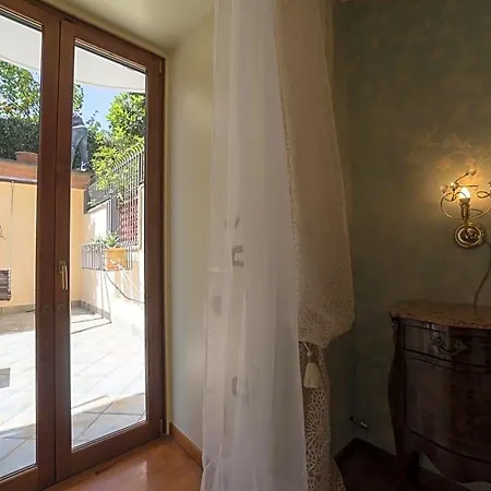 Bed & Breakfast 'o Sole Mio! Naples